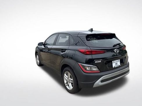 Used 2023 Hyundai Kona SE FWD image 5