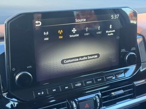 New 2025 Nissan Pathfinder Platinum image 40