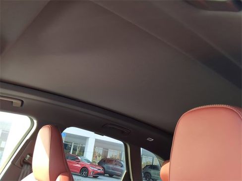 Used 2025 Audi SQ5 Prestige w/ Prestige Package image 21