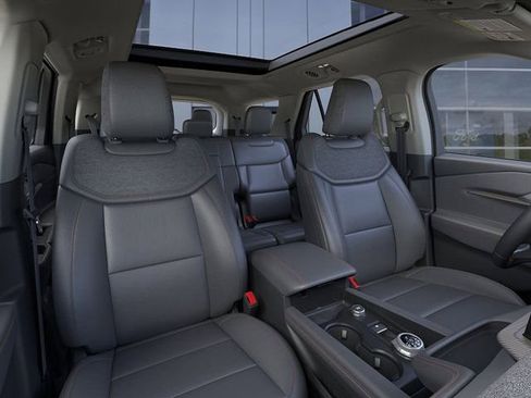 New 2026 Ford Explorer Active w/ Active Comfort Package image 10