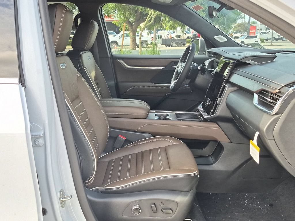 New 2026 GMC Acadia Denali Ultimate FWD image 25
