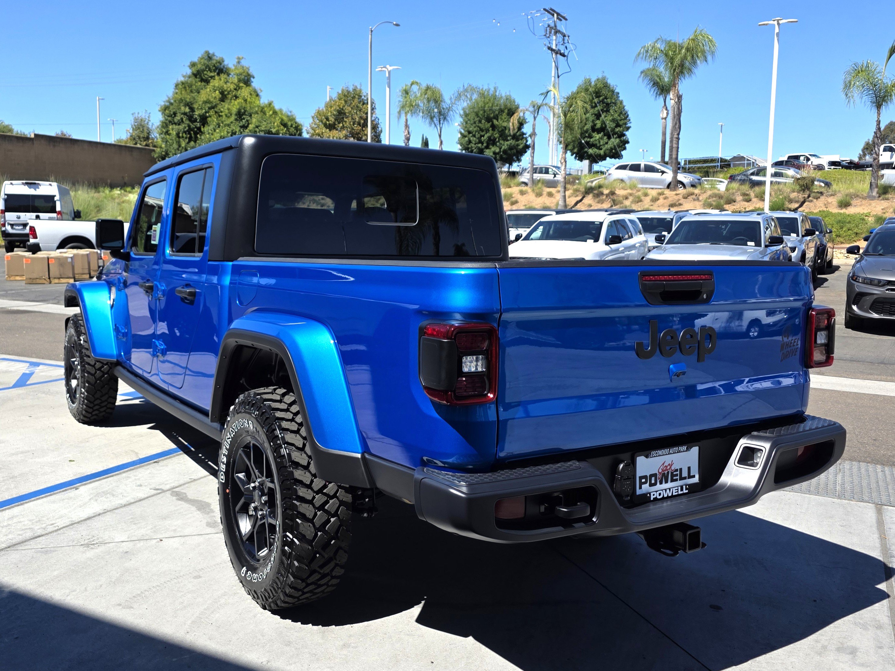 New 2025 Jeep Gladiator Sport AWD/4WD image 3