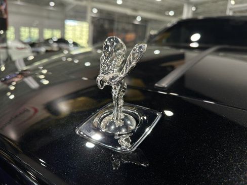 Used 2015 Rolls-Royce Wraith RWD image 10