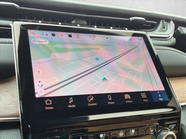 Used 2024 Jeep Grand Cherokee Summit w/ Adv Protech Group IV AWD/4WD image 13