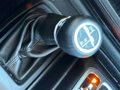 Used 2019 Jeep Wrangler Unlimited Sport S image 18