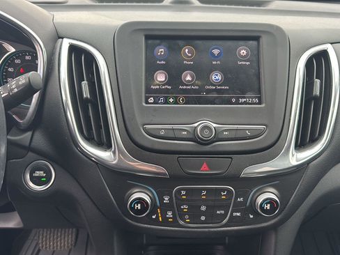 Used 2020 Chevrolet Equinox LT image 16