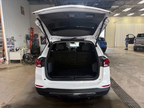 Used 2023 Chevrolet Equinox LT AWD/4WD image 24