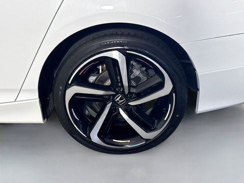 Used 2022 Honda Accord Sport image 37