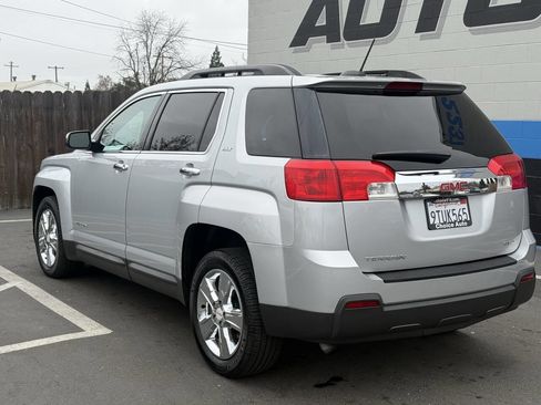 Used 2015 GMC Terrain SLT w/ Chrome Edition image 3