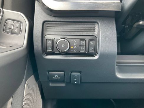 New 2026 Ford F250 Lariat w/ Black Appearance Package AWD/4WD image 50