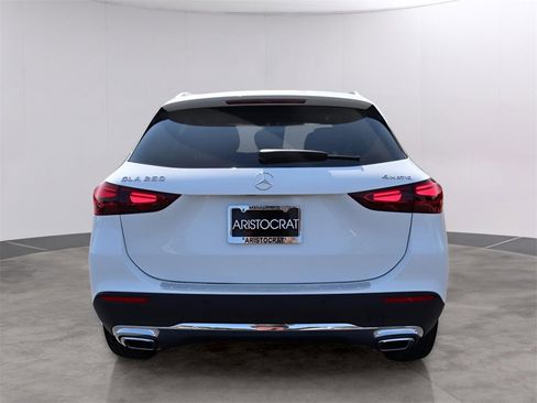 New 2026 Mercedes-Benz GLA 250 4MATIC image 5