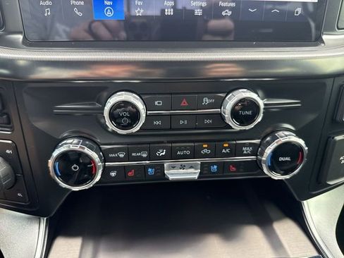 Used 2025 Ford F150 Platinum w/ Equipment Group 702A High AWD/4WD image 19