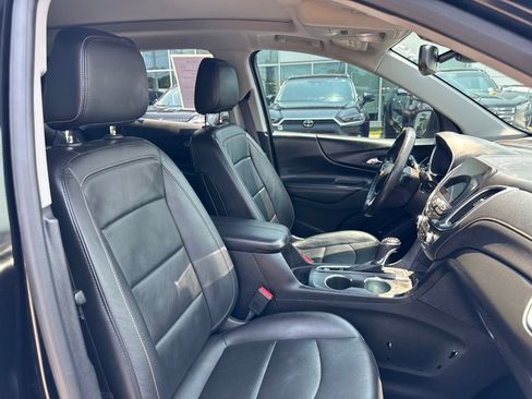 Used 2019 Chevrolet Equinox Premier FWD image 18