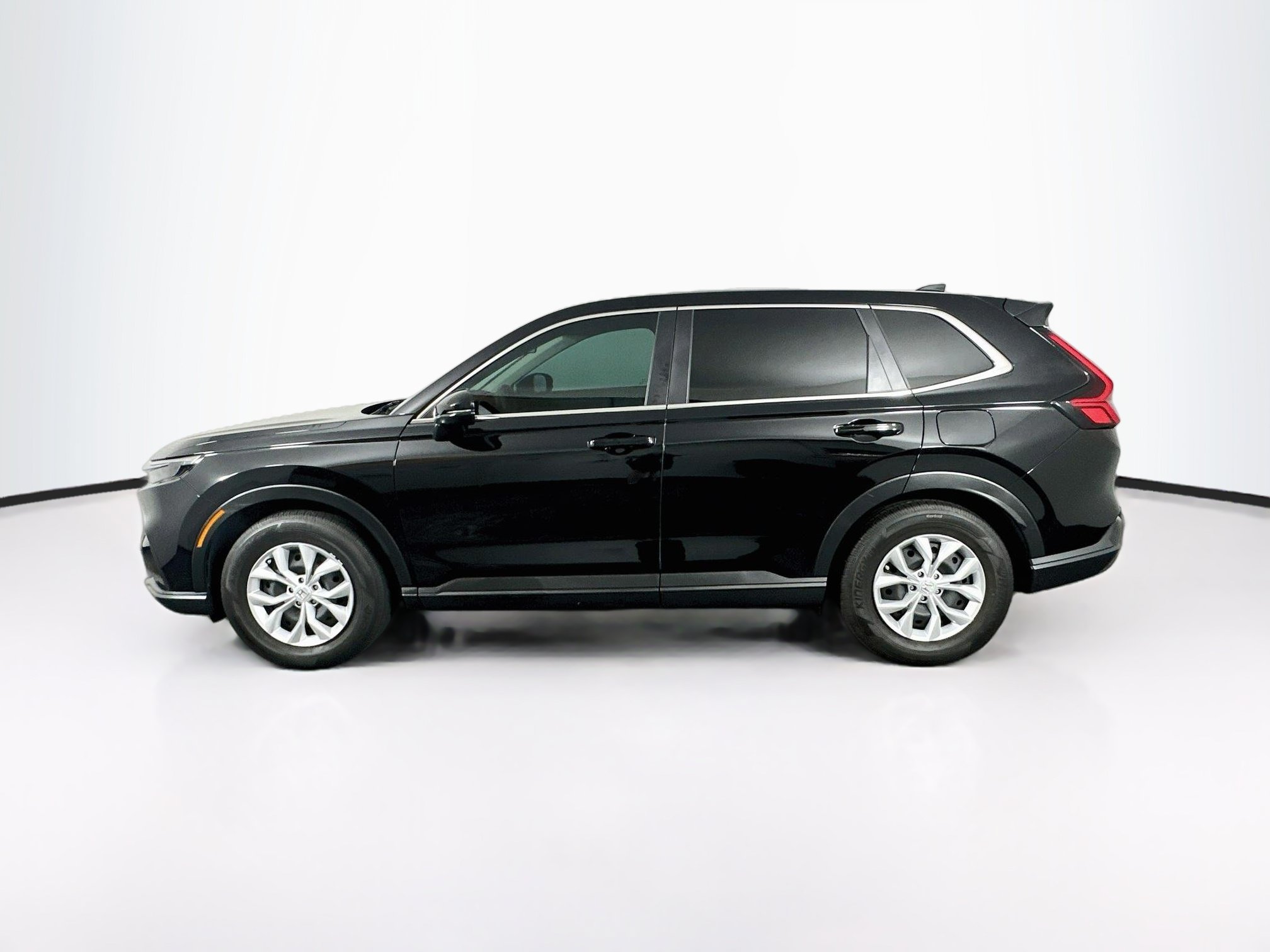 Used 2025 Honda CR-V LX image 4