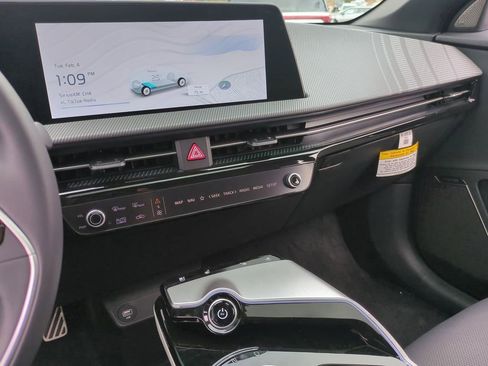 New 2024 Kia EV6 GT-Line RWD image 12