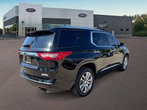 Used 2020 Chevrolet Traverse High Country w/ LPO, Floor Liner Package AWD/4WD image 9