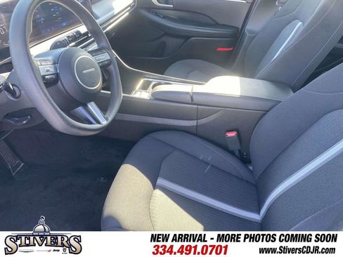 Used 2025 Hyundai Sonata SEL FWD image 17