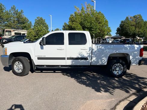 Used 2008 Chevrolet Silverado 2500 LTZ w/ Safety Package AWD/4WD image 3