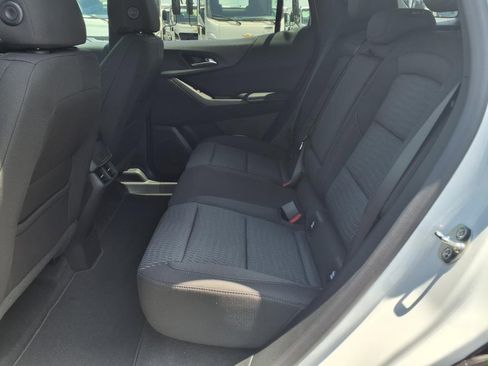 New 2026 Chevrolet Equinox LT image 7