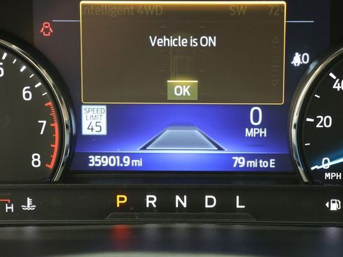 Used 2022 Ford Explorer XLT w/ Equipment Group 202A image 20