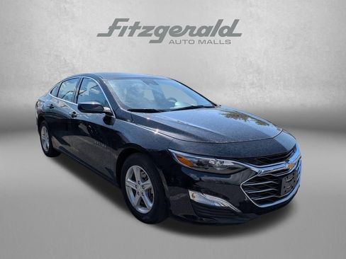 Used 2024 Chevrolet Malibu LS image 1