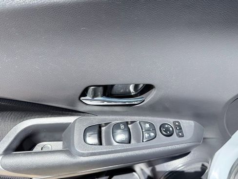 Certified 2023 Nissan Kicks SV image 10