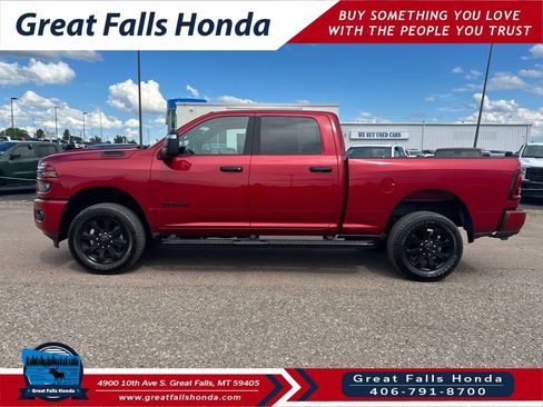 Used 2026 RAM 2500 Big Horn AWD/4WD image 4