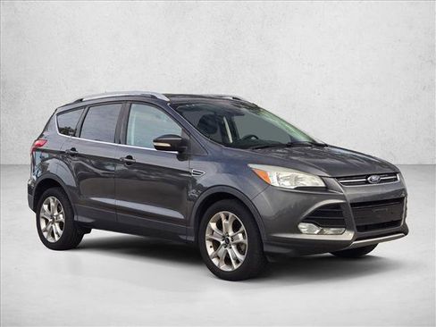 Used 2016 Ford Escape Titanium image 3