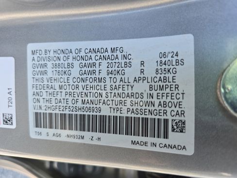 Used 2025 Honda Civic Sport image 33
