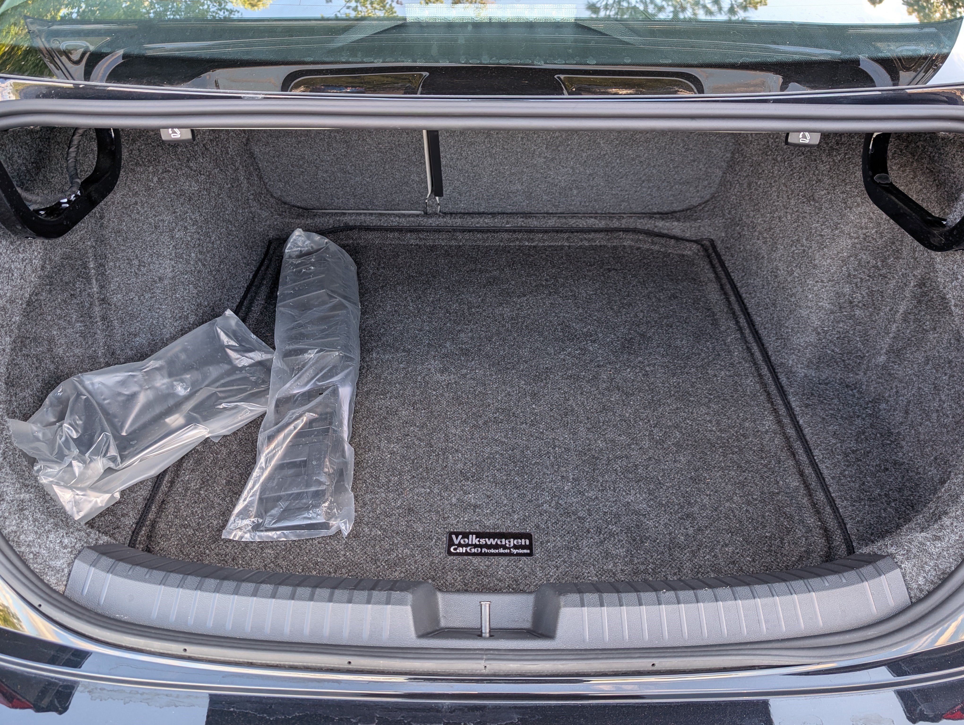 Used 2025 Volkswagen Jetta SE w/ Sunroof Package FWD image 19