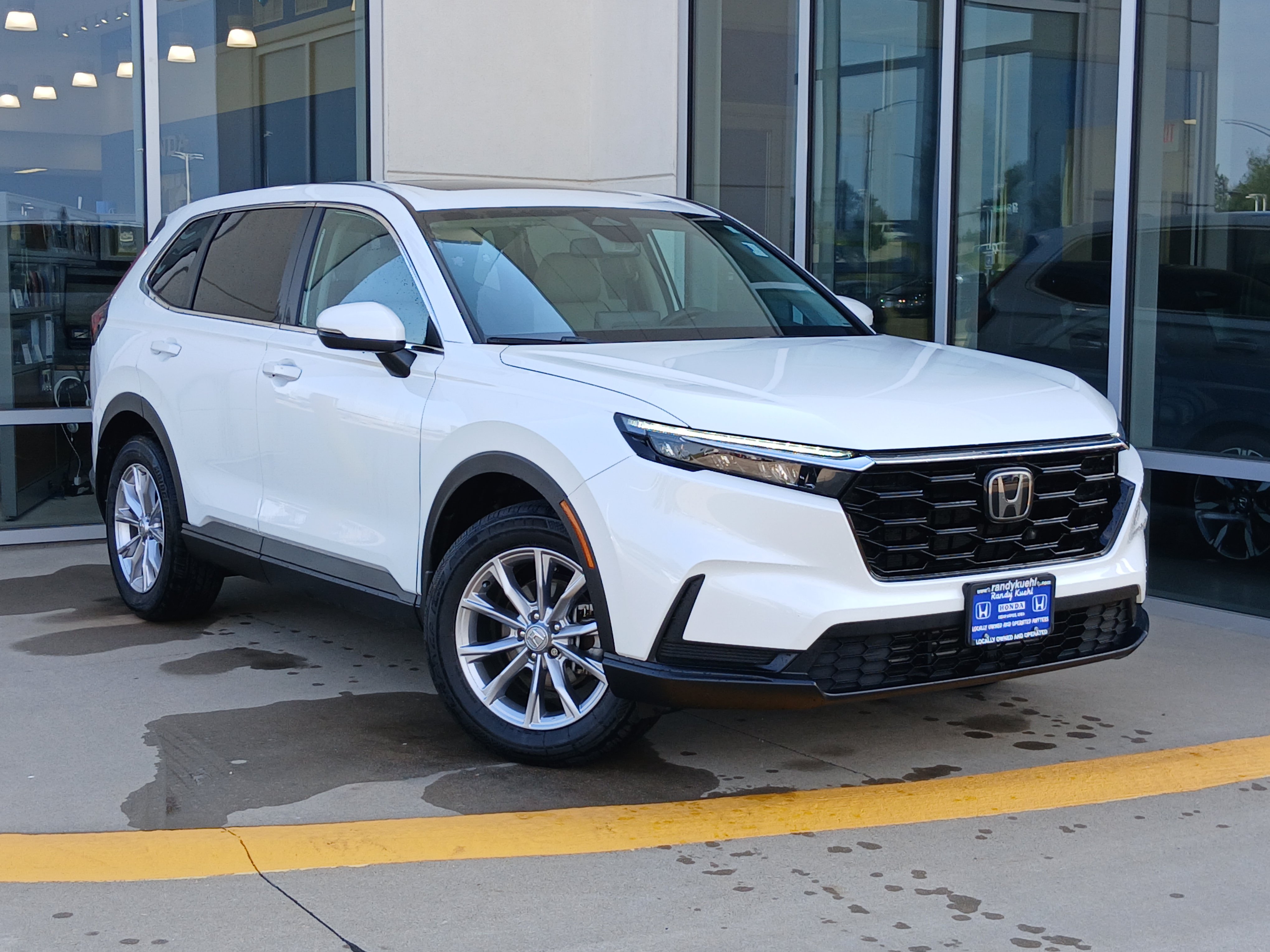Used 2024 Honda CR-V EX image 2