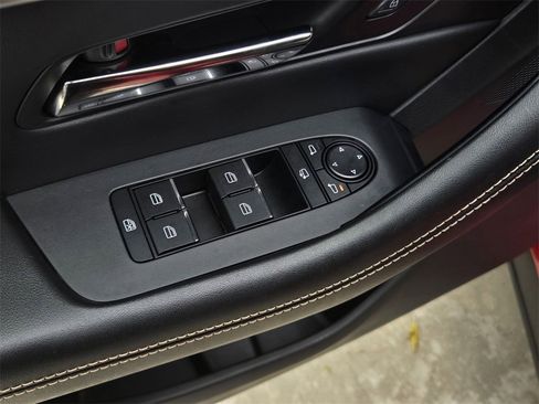 Certified 2025 MAZDA CX-90 3.3 Turbo w/ Premium Plus Pkg image 11