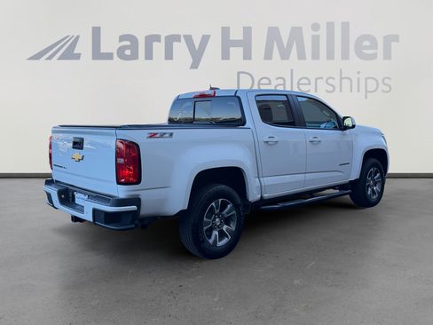Used 2019 Chevrolet Colorado Z71 AWD/4WD image 5