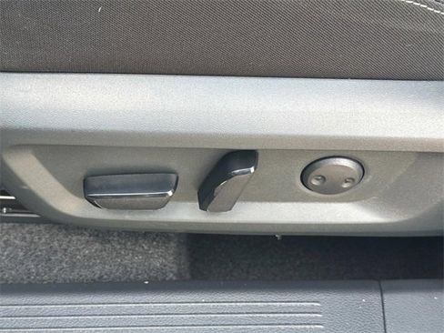 New 2026 Nissan Rogue SV image 21