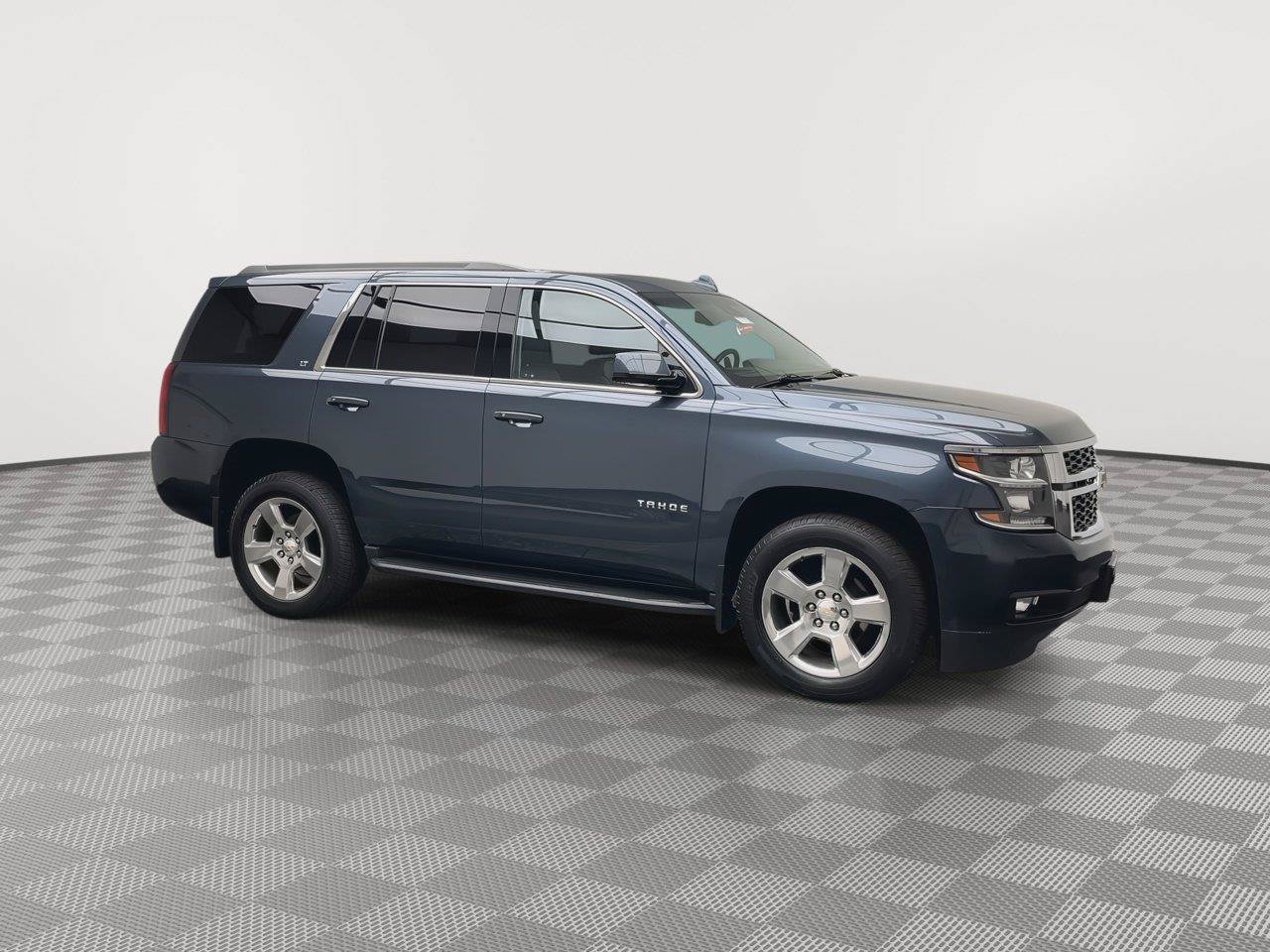 Used 2020 Chevrolet Tahoe LT w/ Luxury Package AWD/4WD image 46