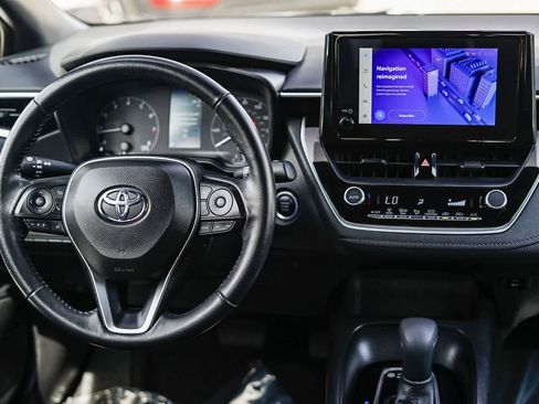 Used 2024 Toyota Corolla Sedan w/ SE Convenience Package image 10