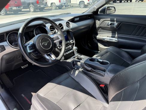 Used 2021 Ford Mustang GT Premium w/ Black Accent Package RWD image 10