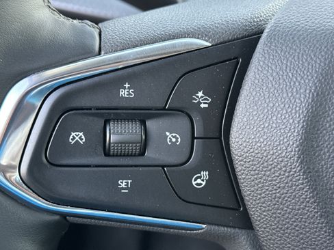 Used 2025 Chevrolet Trax ACTIV image 30