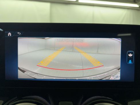 Certified 2025 Mercedes-Benz GLA 250 image 25