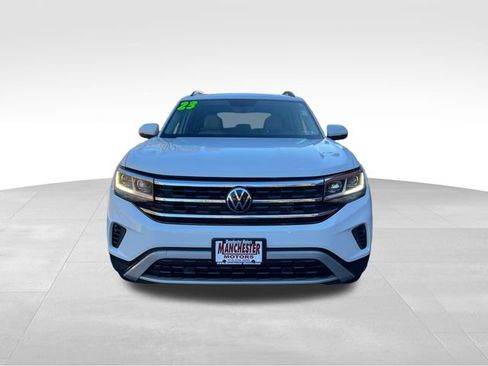 Used 2023 Volkswagen Atlas SE image 2