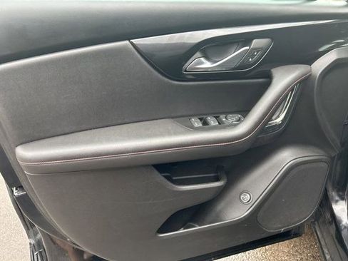 Used 2022 Chevrolet Blazer RS image 12