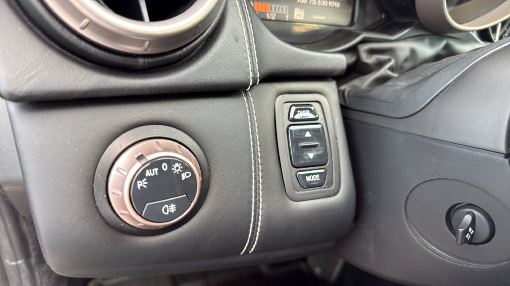 Used 2012 Ferrari California RWD image 34