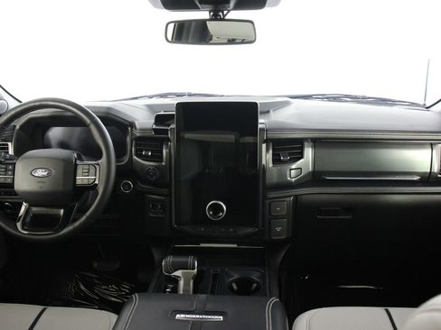Used 2024 Ford F150 Lightning Platinum AWD/4WD image 7