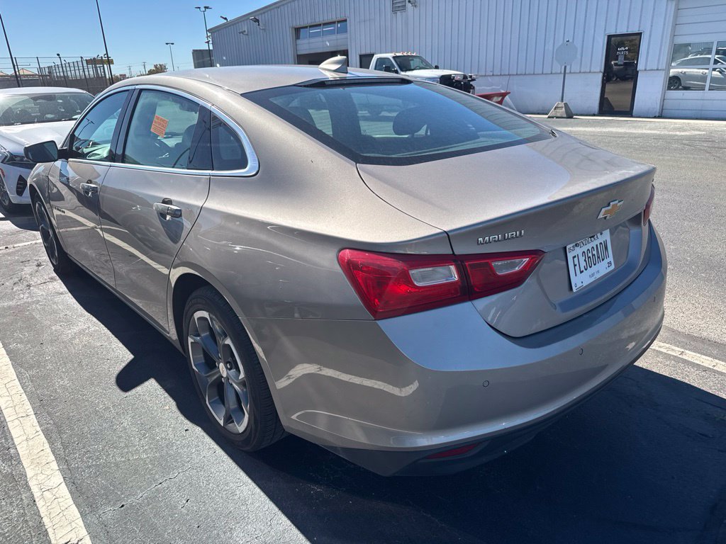 Used 2024 Chevrolet Malibu LT FWD image 4