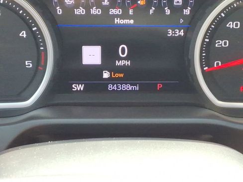 Used 2022 Chevrolet Silverado 2500 LTZ w/ LTZ Premium Package AWD/4WD image 15