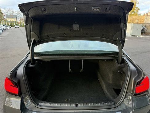 Certified 2022 BMW M5 w/ Executive Package image 36