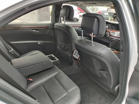 Used 2010 Mercedes-Benz S 550 4MATIC image 57