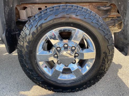 Used 2016 GMC Sierra 3500 Denali w/ Duramax Plus Package image 12