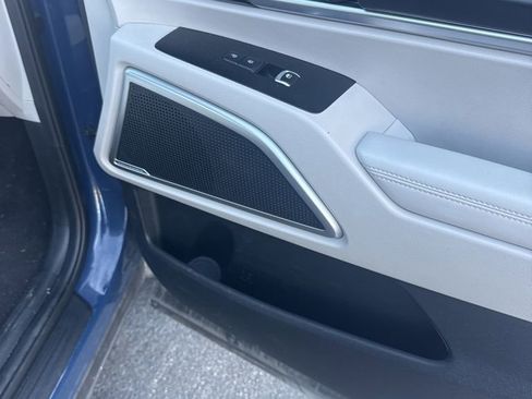 Used 2023 Kia Telluride S FWD image 10