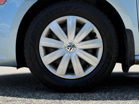 Used 2012 Volkswagen Passat 2.5 S FWD image 29